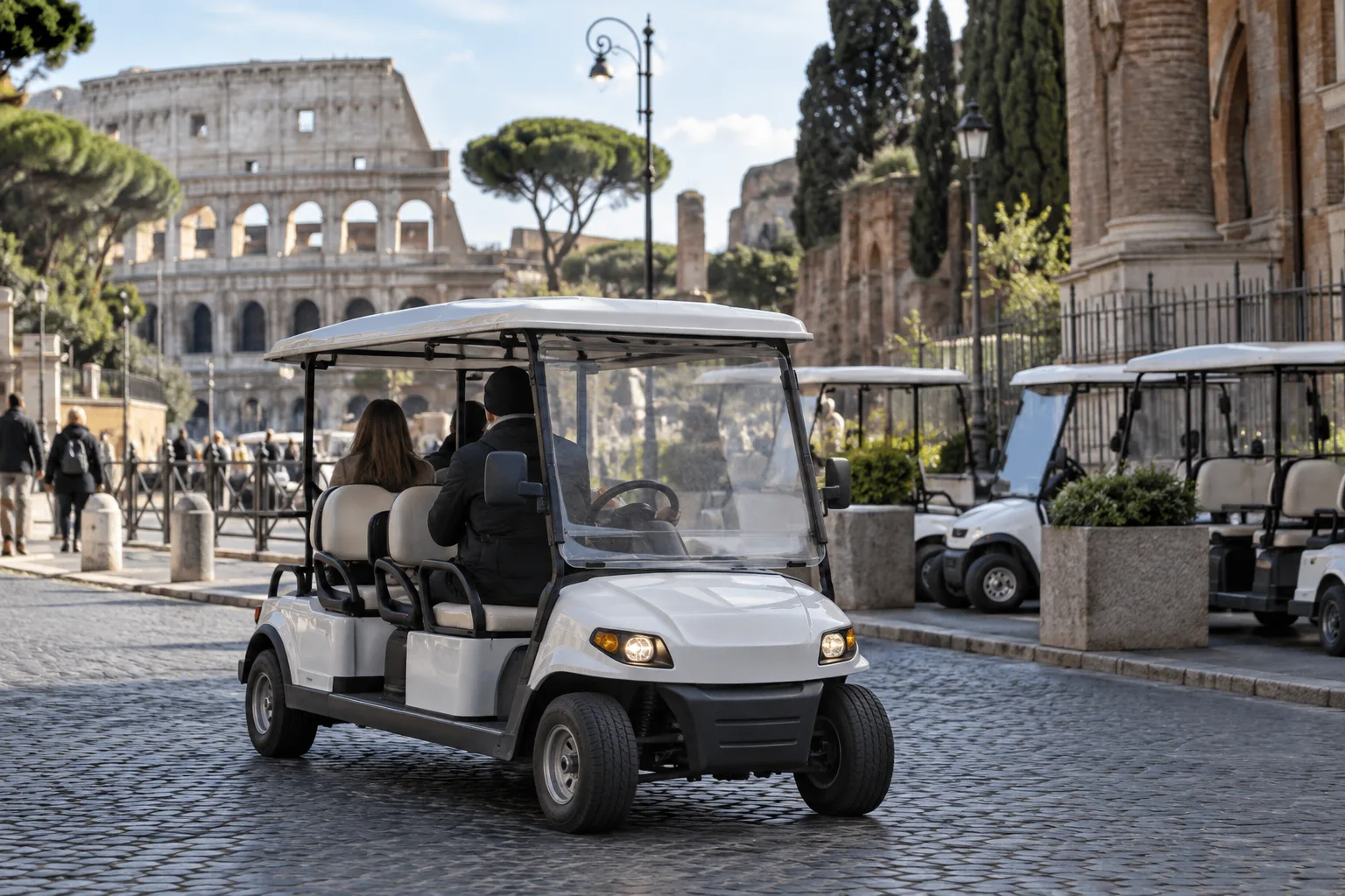 Golf car a Roma, controlli mostrano autorizzazioni incomplete e ricavi elevati
