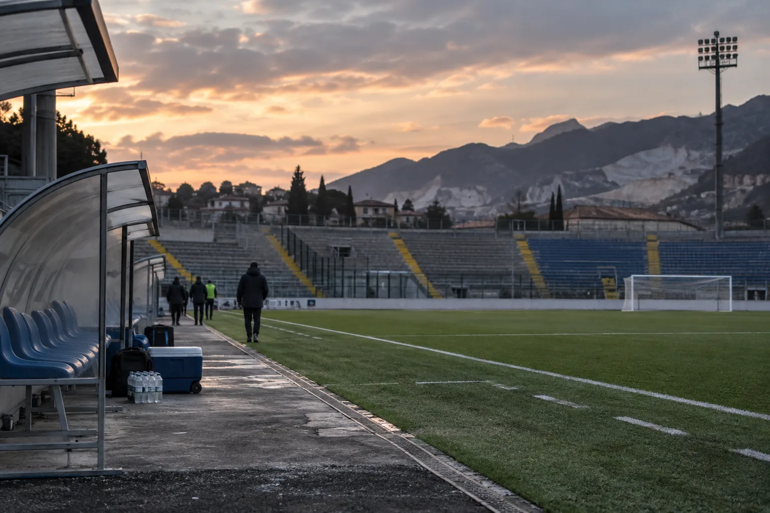Carrarese, ufficiale l’esonero di Gabriele Cioffi dopo la sconfitta con il Benevento